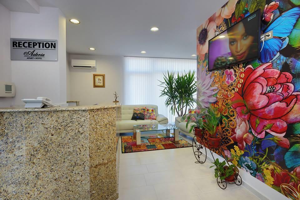 Aparthotel Astoria Hisarya Esterno foto